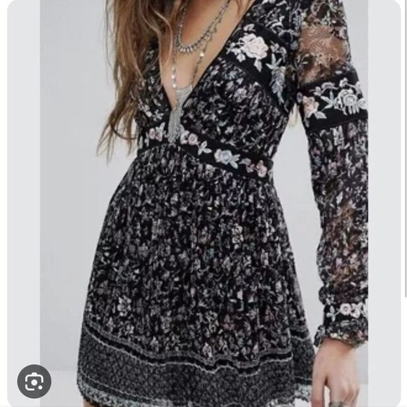 Free People Cherry Blossom Mini Dress Size 0 - Picture 2 of 12